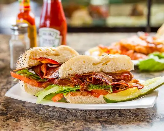 BLT